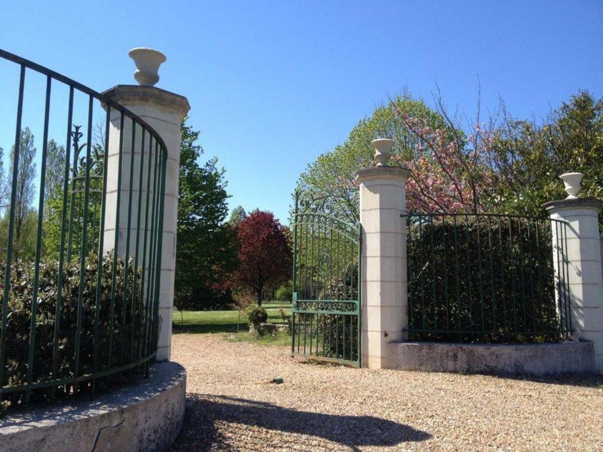 La Marelle Bed and Breakfast Avrillé-les-Ponceaux Εξωτερικό φωτογραφία
